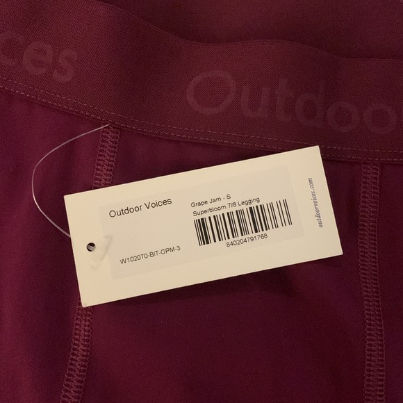 NWT Outdoor Voices Superbloom 7/8 Leggings in Grape Jam Size Small - Picture 3 of 7